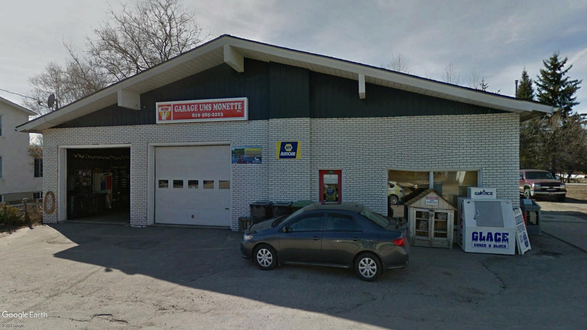 Tax Sale d’Antoine-Labelle, Quebec - 9252-66-3460 & 9252-54-9945